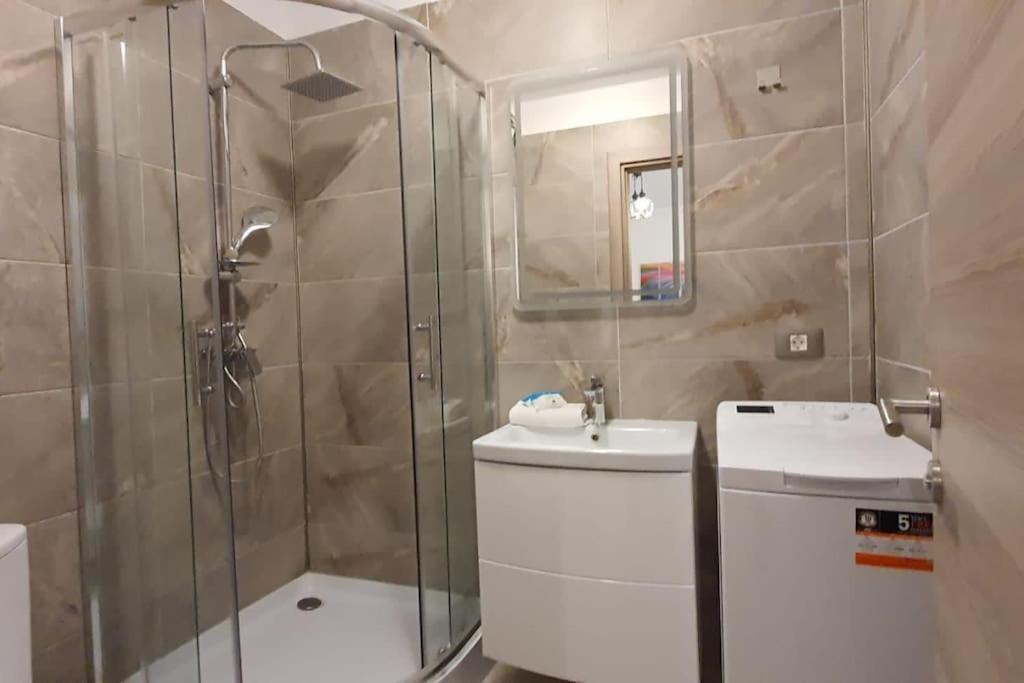 Alezzy Beach Apartament Prima Linie La Mare Năvodari Buitenkant foto