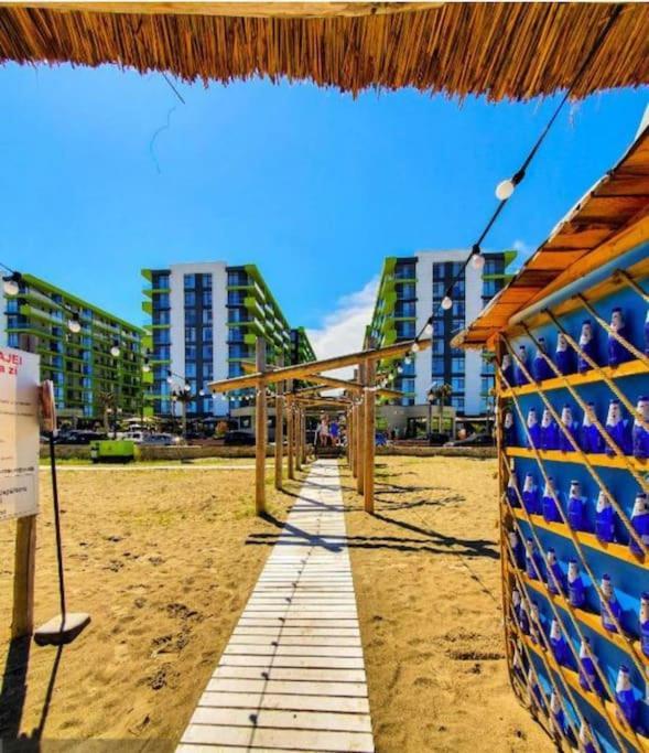 Alezzy Beach Apartament Prima Linie La Mare Năvodari Buitenkant foto