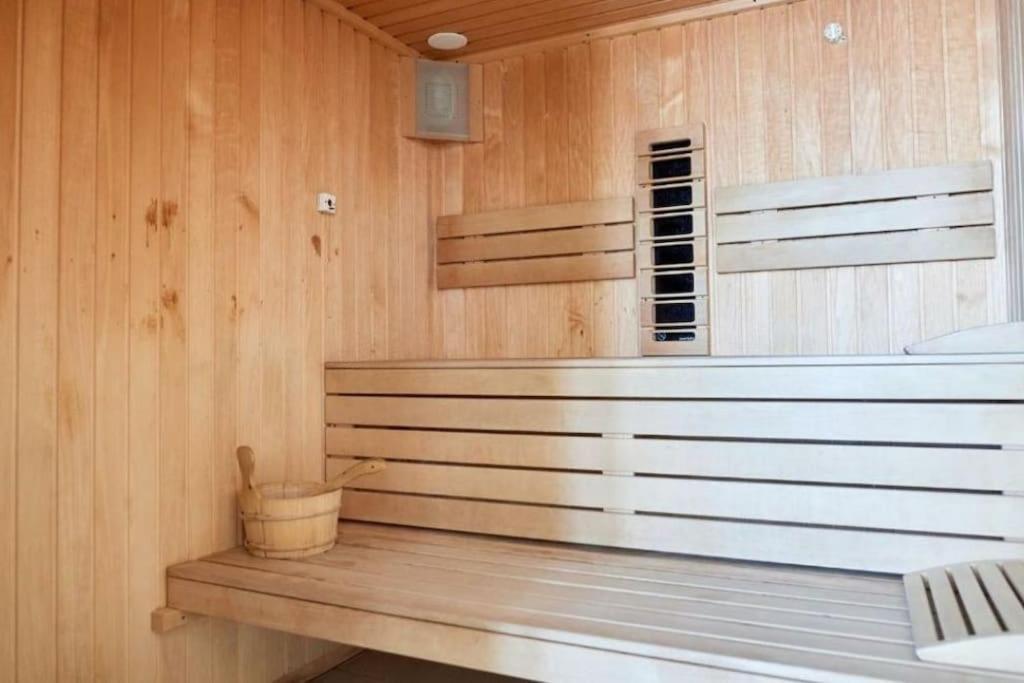 Alezzy Beach Apartament Prima Linie La Mare Năvodari Buitenkant foto